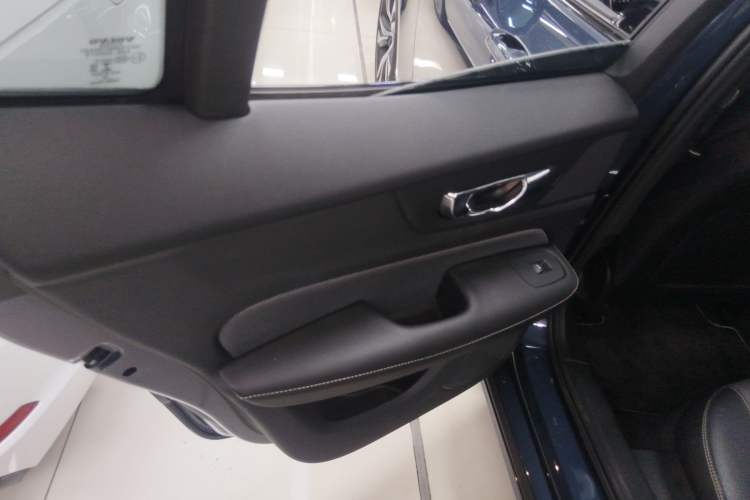 Used Volvo S60 2020 T4 Zhiyuan Sport Edition
