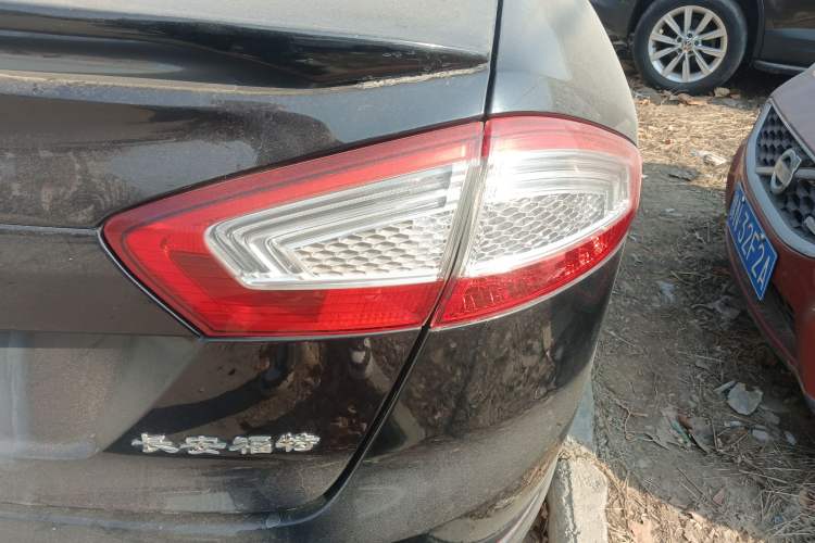 Used Ford Mondeo 2013 2.3L Fashion Edition
