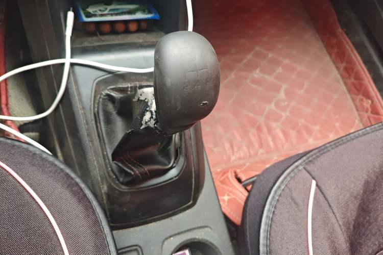 Used Baojun 310 2016 1.2L manual Comfort trim level
