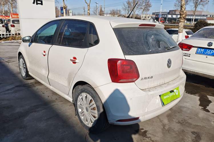 Used Volkswagen Polo 2016 1.6L Automatic Comfort Model
