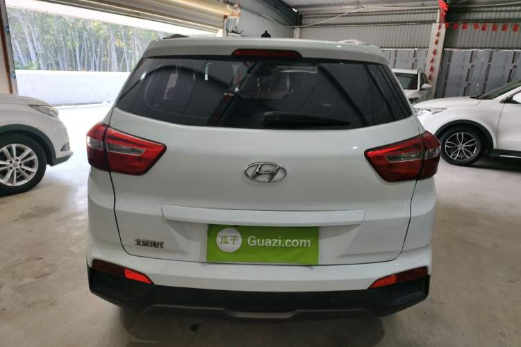 Used Hyundai ix25 2015 1.6L Automatic Two-Wheel Drive Smart GLS Trim
