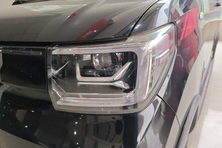 Used Wuling Hongguang MINIEV 2022 GAMEBOY 300km Enthusiast Model with Lithium Iron Phosphate