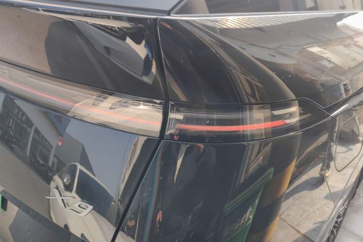 Used XPeng X9 2025 740 Ultra-Long Range Max