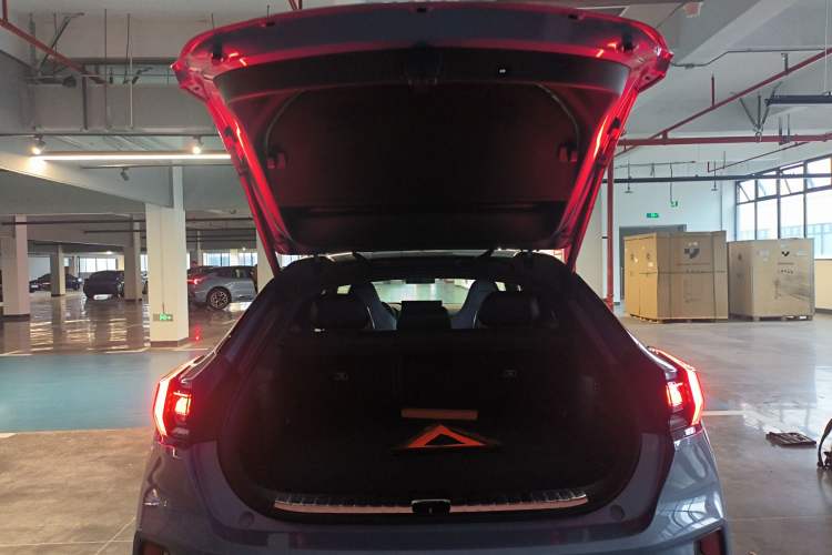 Used Zeekr 001 2025 YOU Edition 100 kWh All-Wheel Drive