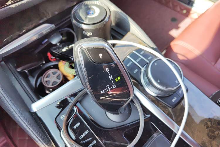 Used BMW 5 Series 2019 Facelifted 530Li Leading Edition M Sport Package