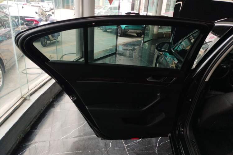 Used Volkswagen Magotan 2019 330TSI DSG Luxury Version China VI Standard
