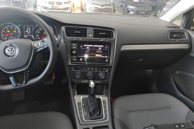 Used Volkswagen Golf 2019 1.6L Automatic Comfort Model China V Standard
