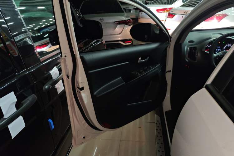 Used Kia Sportage R 2016 2.0L Automatic Two-Wheel Drive GL
