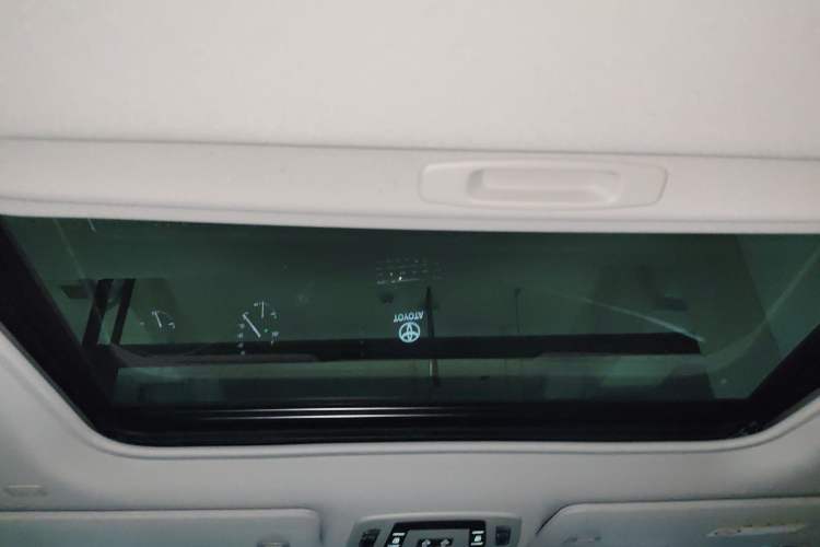 Used Toyota Sienna 2023 2.5L Hybrid Comfort Edition
