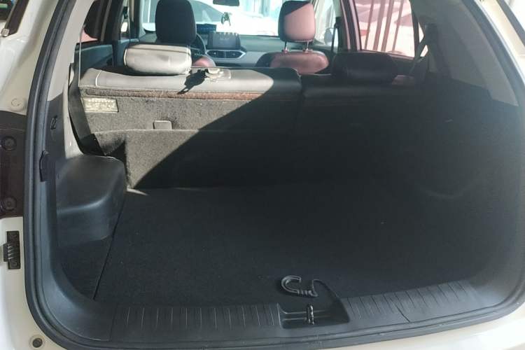 Used Baojun 510 2017 1.5L Automatic Fashion Model