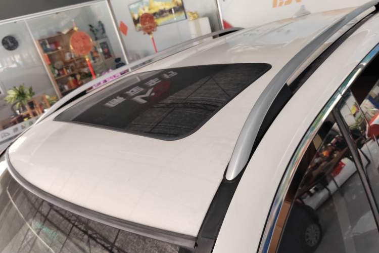 Used Haval H8 2015 2.0T Two-Wheel Drive Luxury Edition
