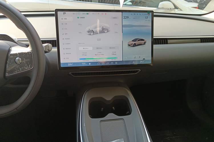 Used XPeng MONA M03 2025 620 Ultra-Long Range Plus
