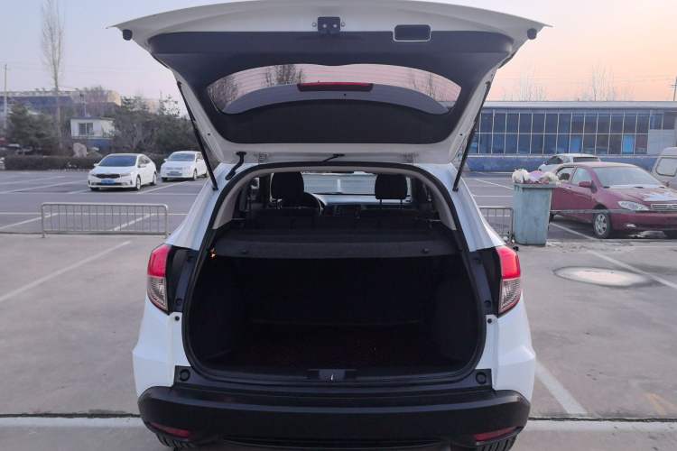 Used Honda Vezel 2015 1.5L CVT two-wheel drive Comfort trim