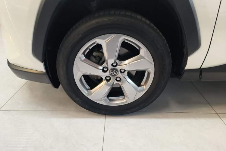 Used Toyota RAV4 2020 2.0L CVT 4x4 Style PLUS Edition
