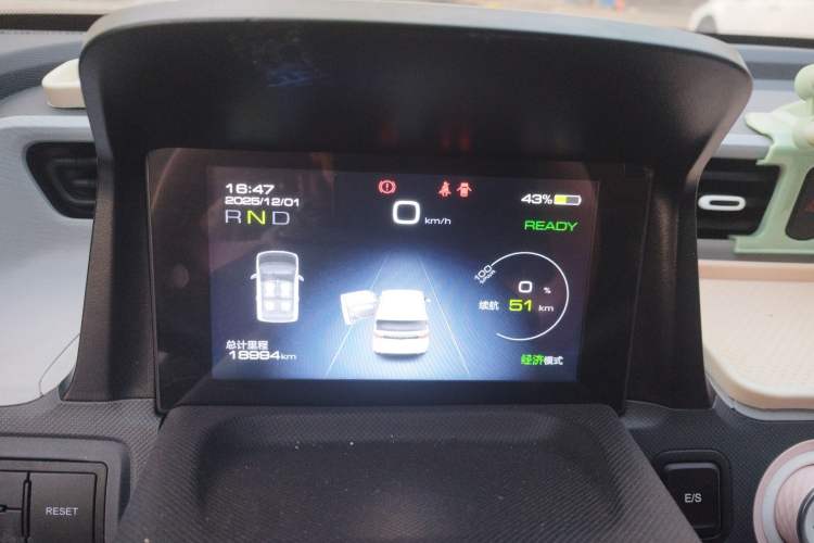 Used Wuling Hongguang MINIEV 2022 Macaron Fashion Model Lithium Iron Phosphate