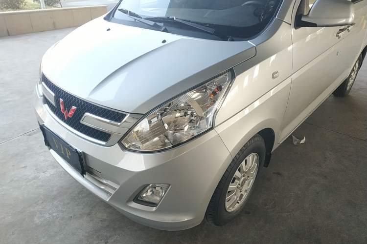 Used Wuling Rongguang V 2019 1.5L Standard Version China VI LAR
