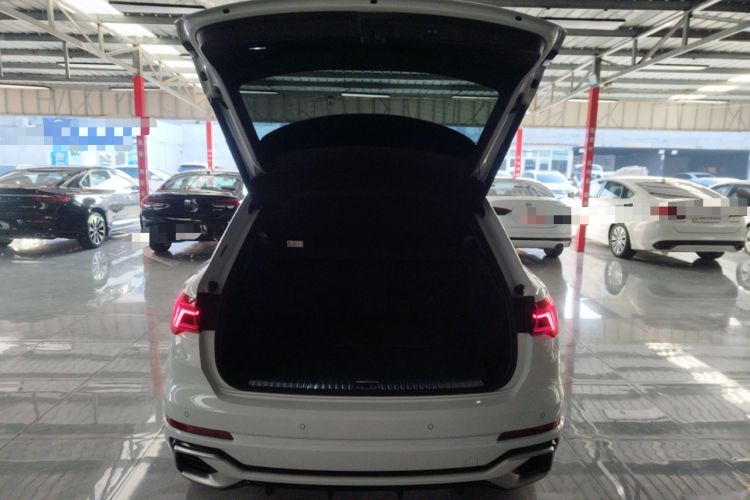 Used Audi Q3 2024 40 TFSI Fashion Dynamic Model