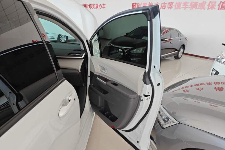 Used Toyota Sienna 2024 2.5L Hybrid Comfort Edition
