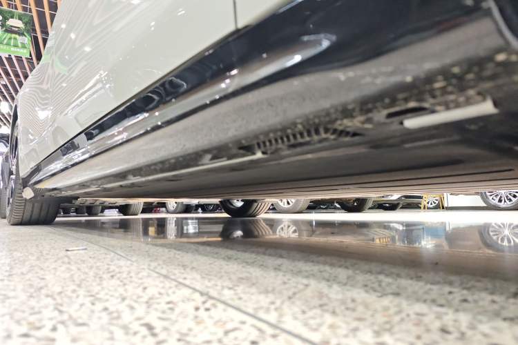 Used  SU7 2024 Rear-Drive Long-Range Intelligent Driving Version
