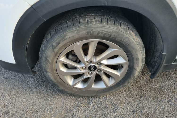 Used Hyundai Tucson 2015 1.6T Dual-Clutch Two-Wheel-Drive Smart Model