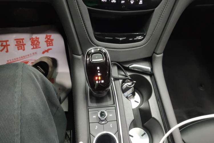 Used Cadillac XT6 2021 28T Six-Seater Four-Wheel-Drive Luxury Version
