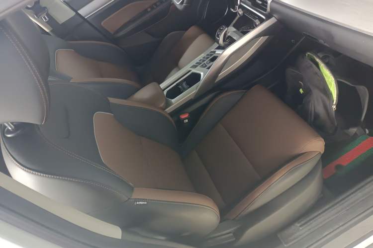 Used Geely Auto Coolray 2019 260T DCT Explorer China VI Standard
