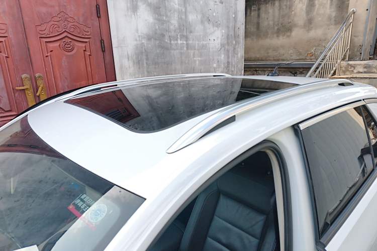 Used Volkswagen T-ROC 2021 280TSI DSG Two-Wheel Drive Comfort Connect Edition