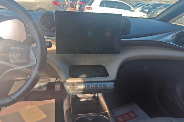 Used BYD Dolphin 2023 420 km Free Version
