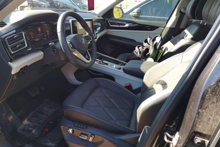 Used Volkswagen Teramont 2024 380TSI Four-Wheel Drive Longxiang Edition
