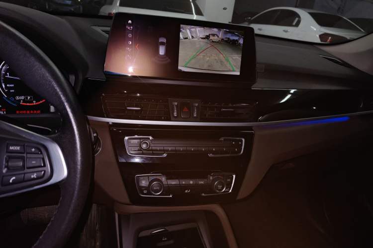 Used BMW X1 2020 sDrive25Li Leading Model
