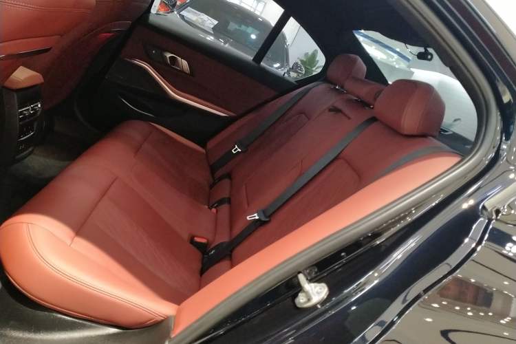 Used BMW 3 Series 2024 325i M Sport Night Edition Package
