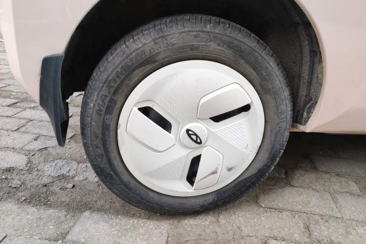 Used Chery QQ Ice Cream 2022 170km Sundae Phosphate Lithium-Ion