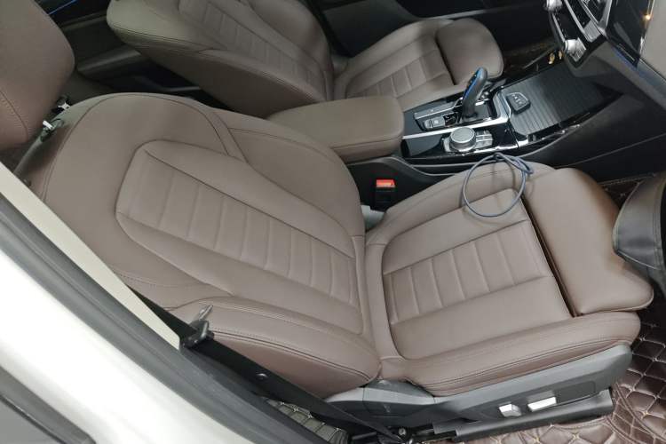 Used BMW iX3 2021 Updated Leading Edition
