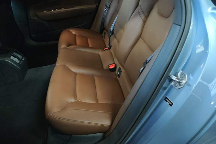 Used Volvo S90 2020 T5 Zhiyi Luxury Edition