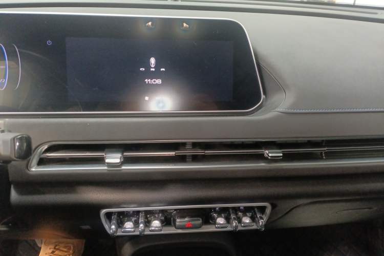 Used ORA Good Cat 2022 400km Standard Range Luxury Version Lithium Iron Phosphate