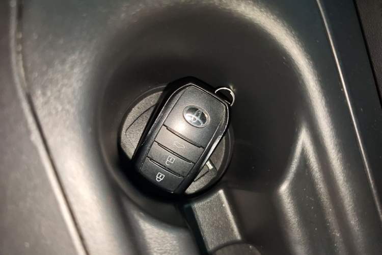 Used Toyota Corolla 2024 1.8L Smart Electric Hybrid Dual-Engine Elite Edition
