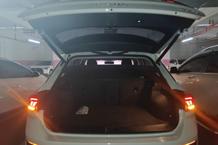 Used Volkswagen T-ROC 2022 280TSI DSG Two-Wheel Drive Comfort PLUS