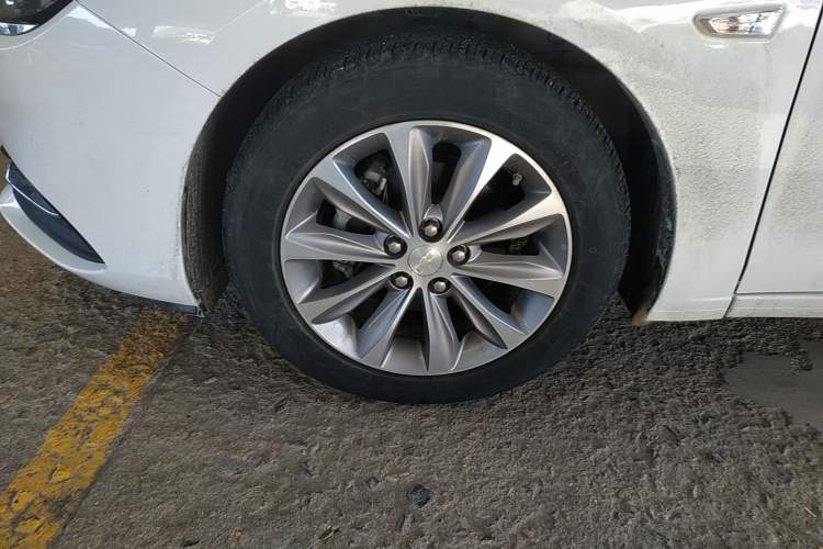 Used Chevrolet Monza 2022 320 Automatic Enjoyment Sunroof Version
