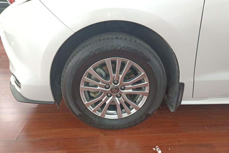 Used Toyota Sienna 2021 2.5L Hybrid Comfort Edition
