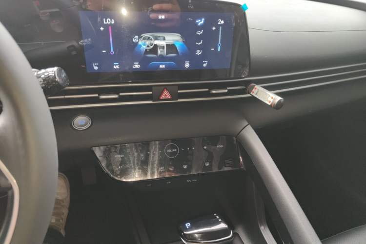 Used Hyundai Elantra 2021 1.5L CVT GLX Elite Edition
