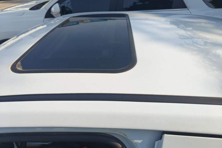 Used Geely Auto Diamond 2016 1.5L Manual Elite Edition
