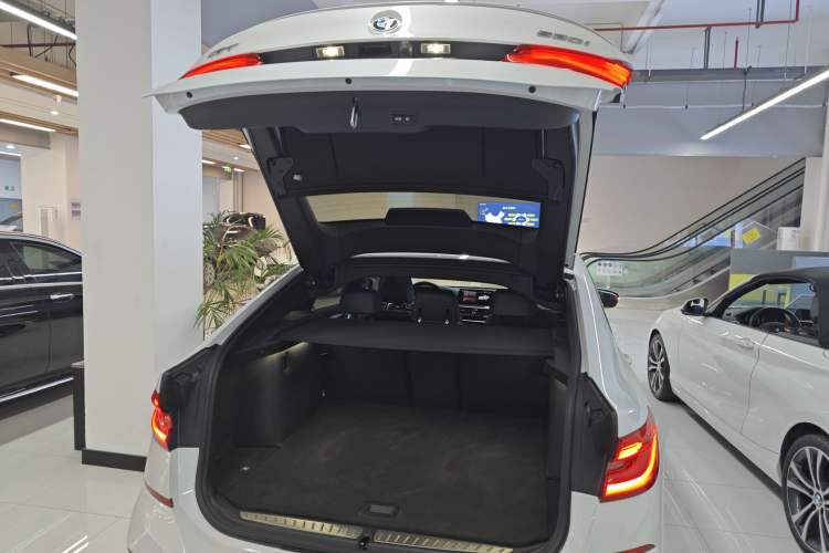 Used BMW 6 Series GT 2020 630i M Sport Package
