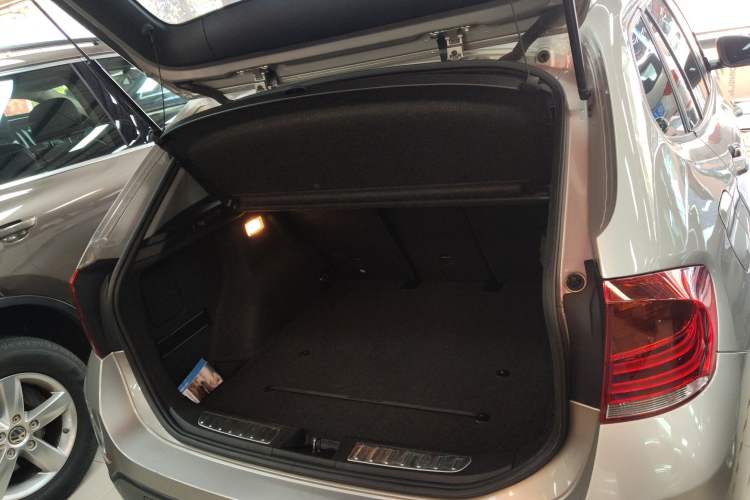 Used BMW X1 2015 sDrive18i Fashion Upgrade Edition
