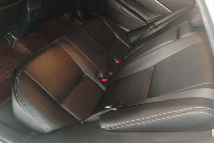 Used Toyota Corolla 2017 Revised Version 1.2T S-CVT GL-i
