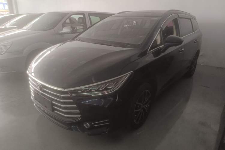 Used BYD Song MAX 2017 1.5T Automatic Smart Connect Prestige 7-Seater