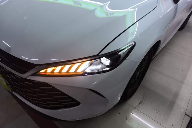 Used BYD Qin PLUS 2025 DM-i Smart Drive 55KM Leading Model
