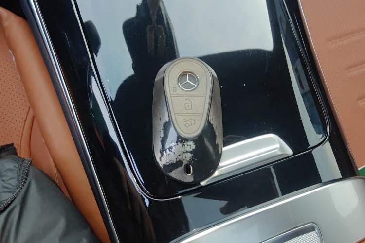 Used Mercedes-Benz GLC 2023 GLC 260 L 4MATIC Dynamic Edition 5-seater
