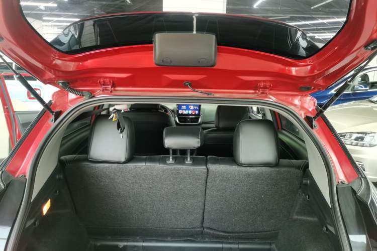 Used Toyota YARiS L 2020 X-Trail X 1.5L CVT Leading Edition
