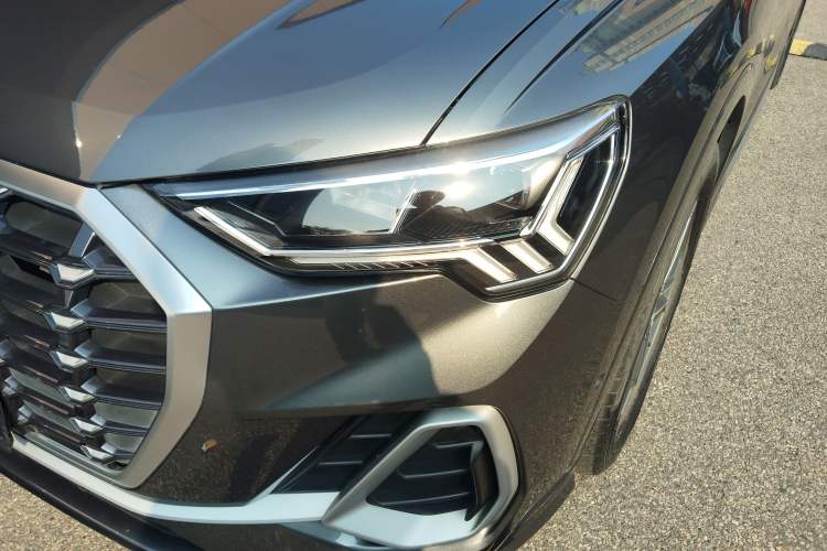 Used Audi Q3 2022 40 TFSI Fashion Dynamic Model