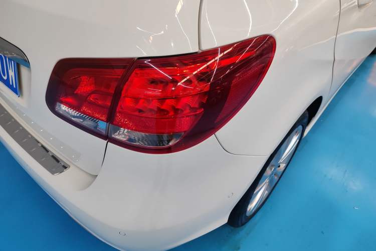 Used Mercedes-Benz B-Class 2017 B 200 Sport Edition
